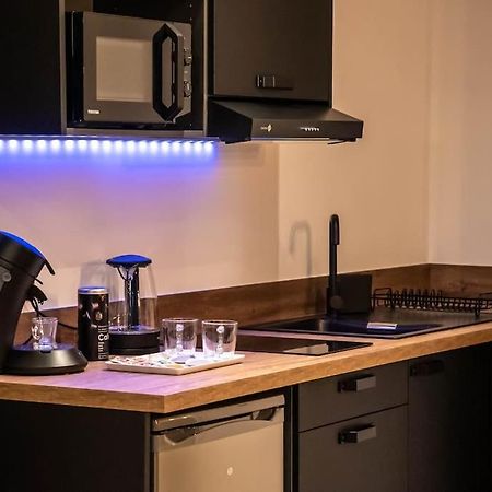 Appartamento Blue Night - Jacuzzi - Bord De Seine Corbeil-Essonnes Esterno foto