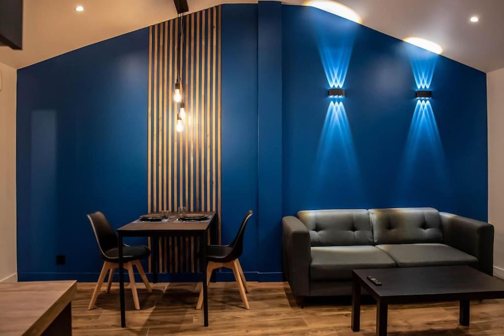 Appartamento Blue Night - Jacuzzi - Bord De Seine Corbeil-Essonnes Esterno foto