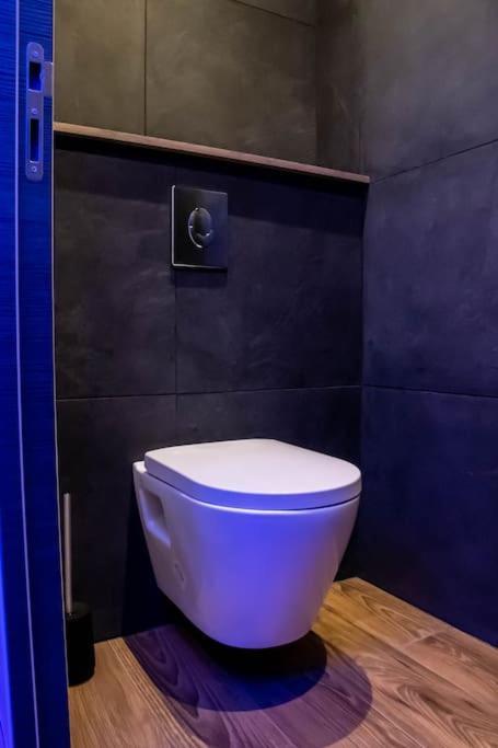 Appartamento Blue Night - Jacuzzi - Bord De Seine Corbeil-Essonnes Esterno foto